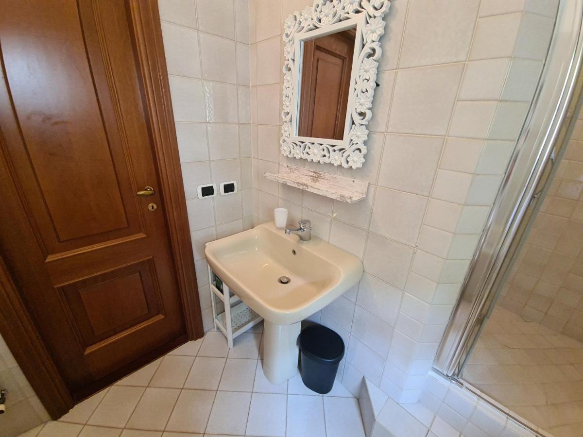 Dolce Casa Da Roby E Andrea By Portofinovacanze San Maurizio di Monte Eksteriør bilde